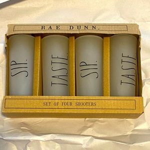 NWT Rae Dunn Shooters